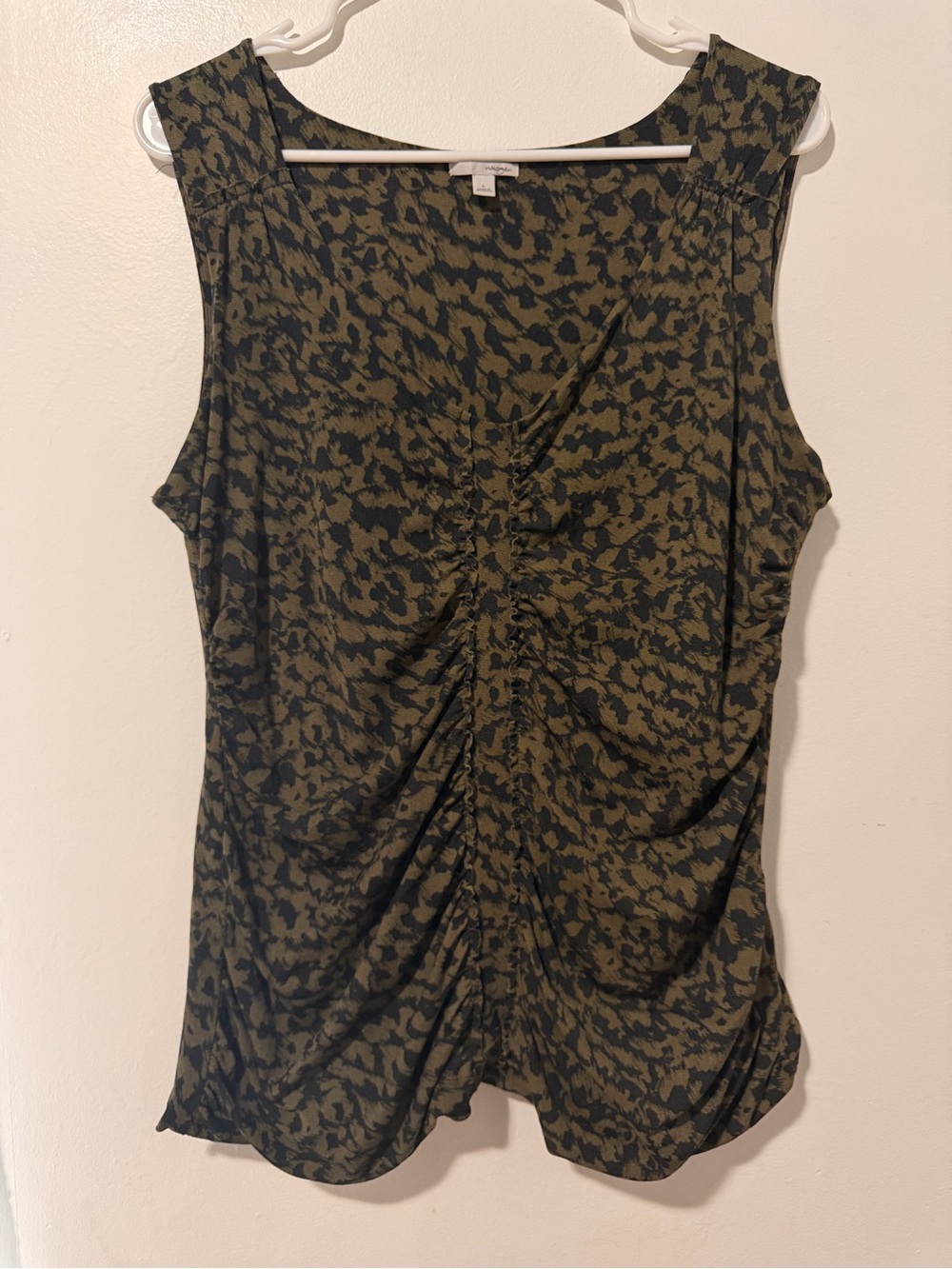 Halogen Green and Black Tank Too Size Large